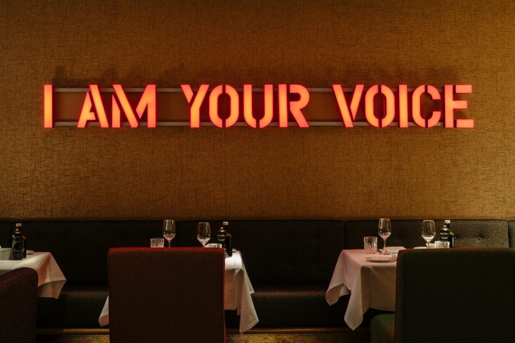 restaurant petit roayl in frankfurt, bureau n