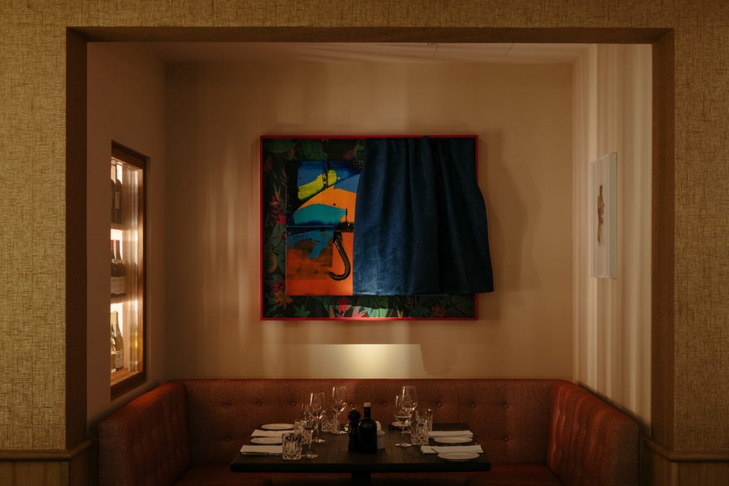 interior and art at restaurant petit royal in frankfurt