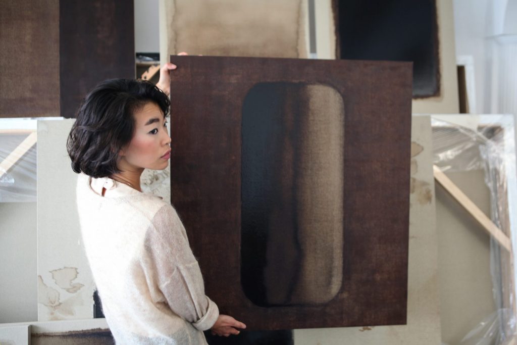jewi lee in her studio casablanca