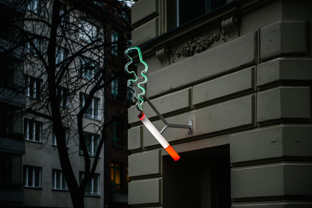 entrance at le petit royal, berlin, bureau n